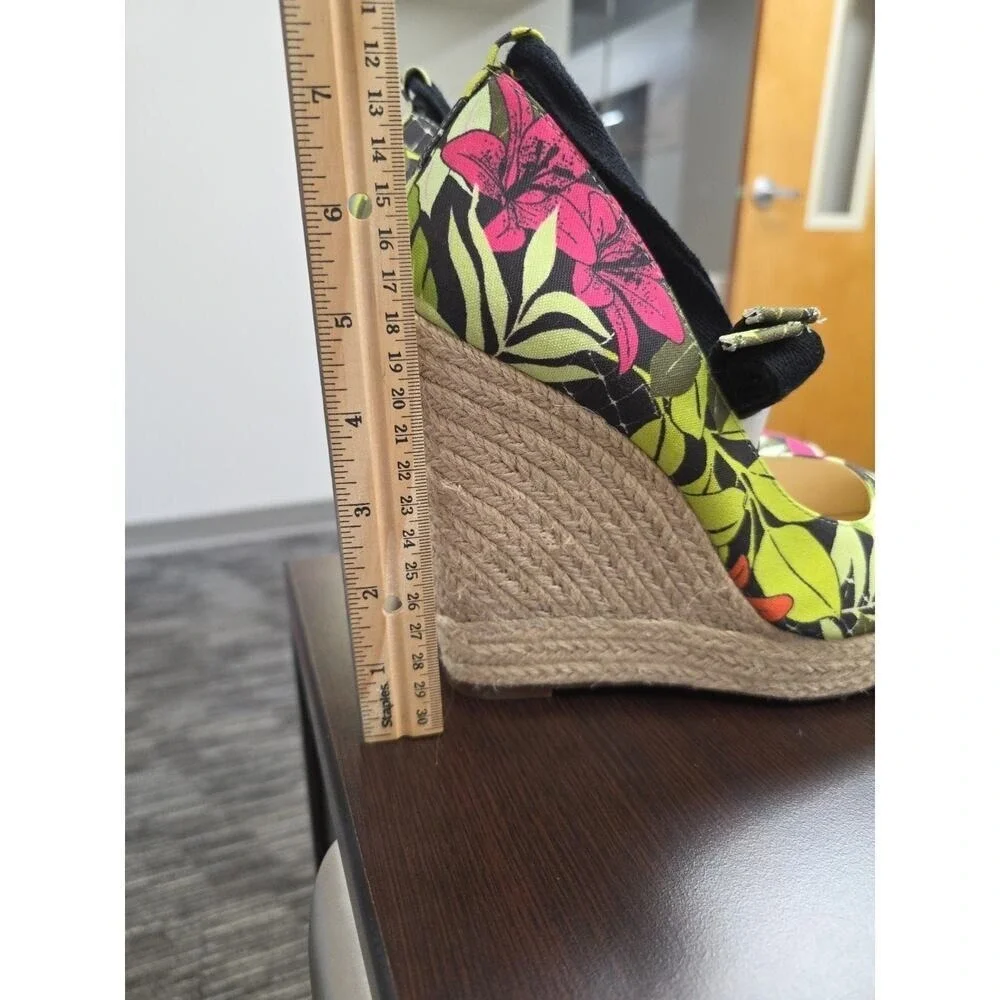 Jessica‎ Simpson Zexie wedge espadrille for women size 8.5 M
